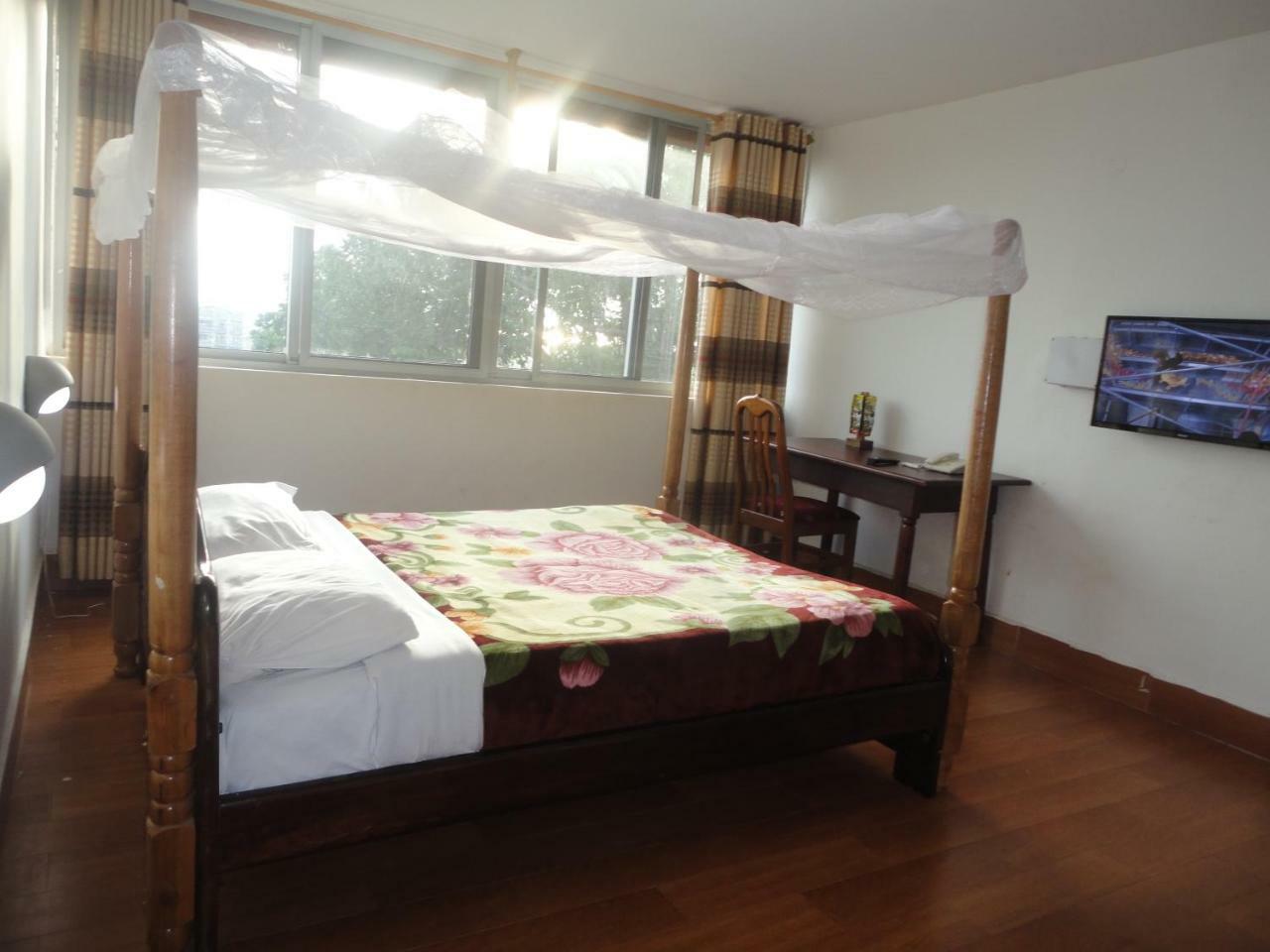 Entebbe Flight Motel Exterior foto